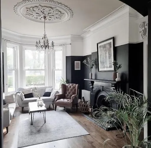 Spacious Victorian Property